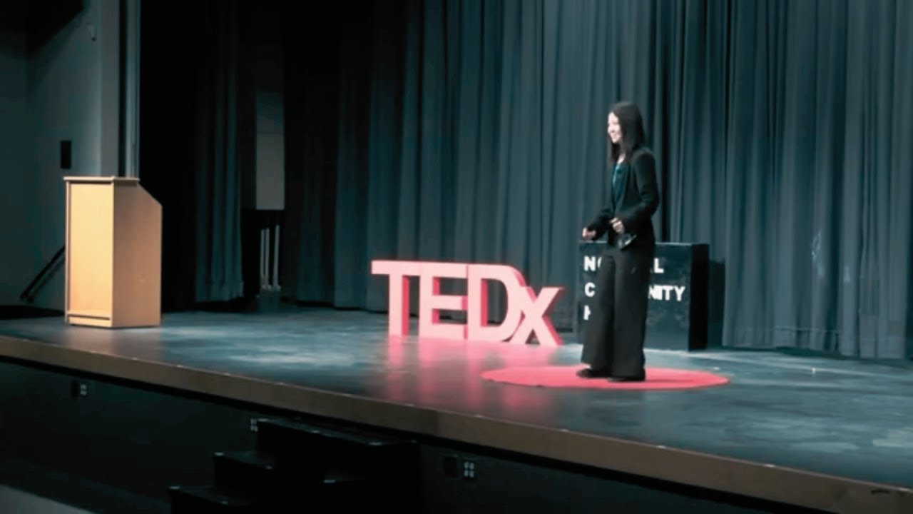 Формула первого впечатления | Джулия Мин | TEDxNormal Community HS