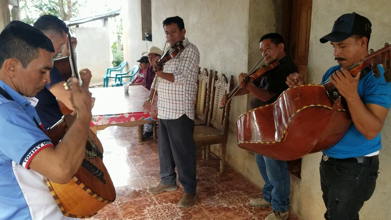La Zacatecas  Al Estilo de 