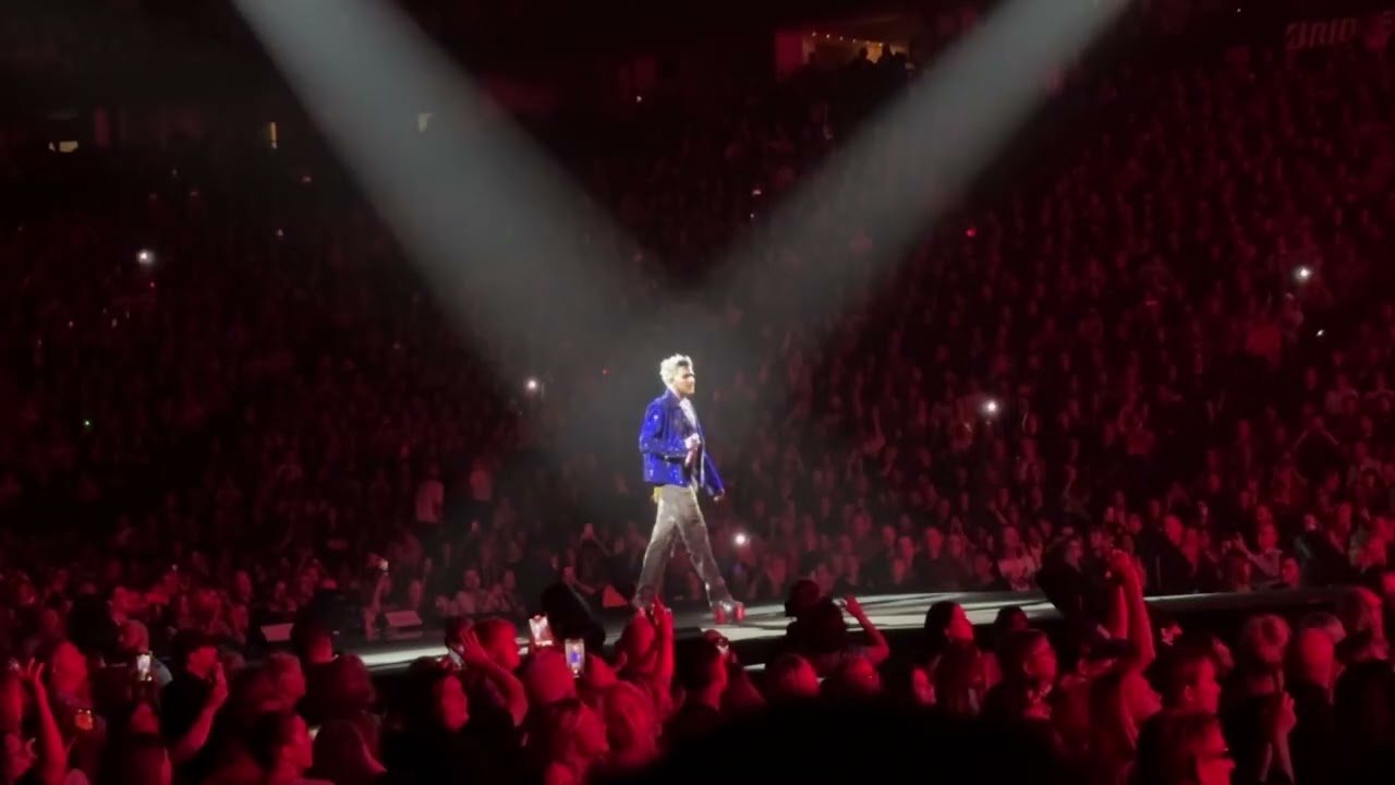 Queen & Adam Lambert - The Show Must Go On