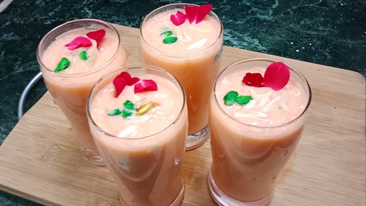 Apple milk sharbat / apple juice / milk sharbat / muharram special / iftar recipes // seb ka sharbat