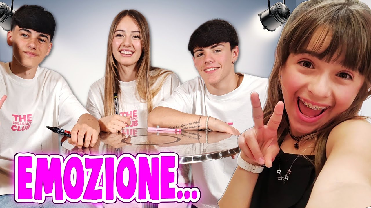 LETIZIA INCONTRA THE BREAKFAST CLUB PER LA PRIMA VOLTA AL FIRMACOPIE EMOZIONE w/Letizia4ever