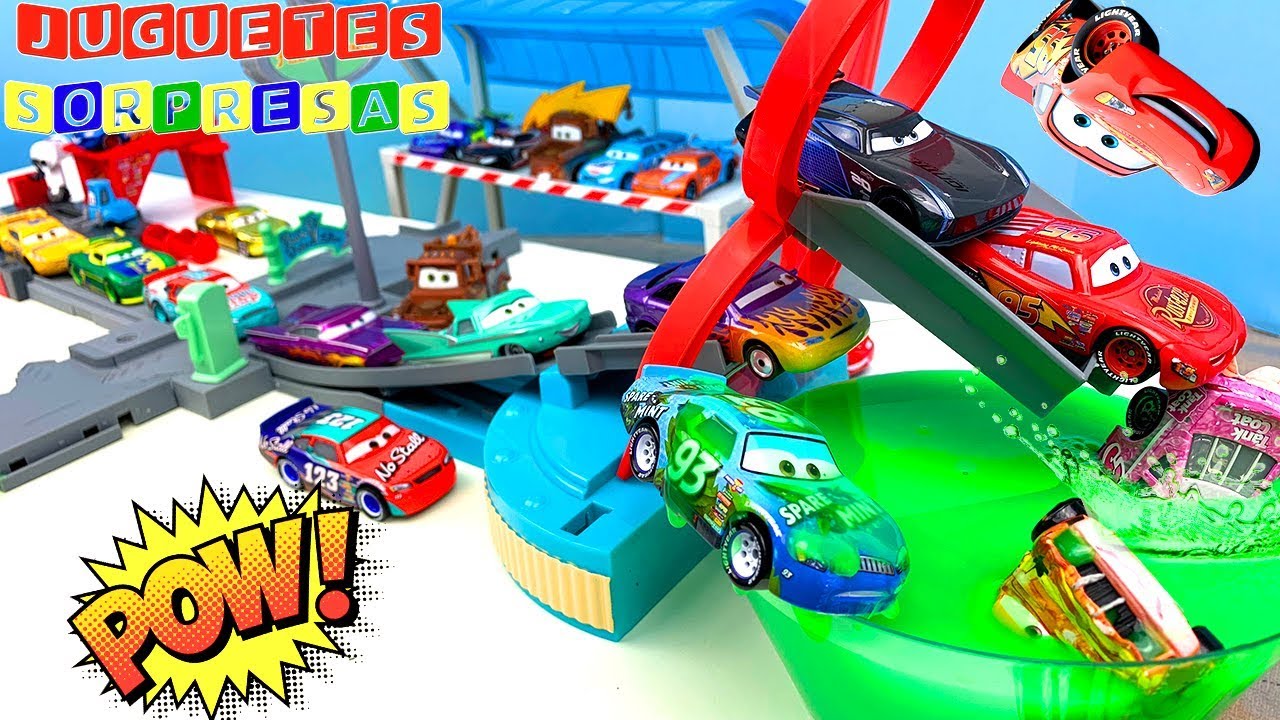DISNEY CARS RETO CON SLIME  JUMP & RACE FLO'S V8