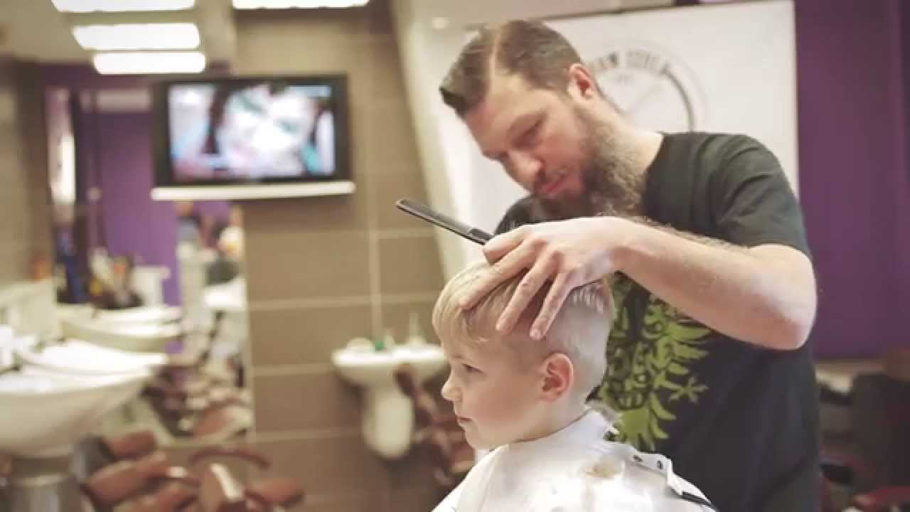 Jak używać pomadę Uppercut Deluxe Pomade x Adam Szulc