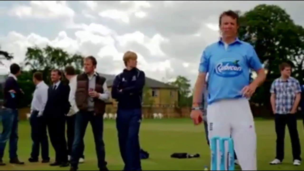 Srilankan cricket Murali spin coin challenge