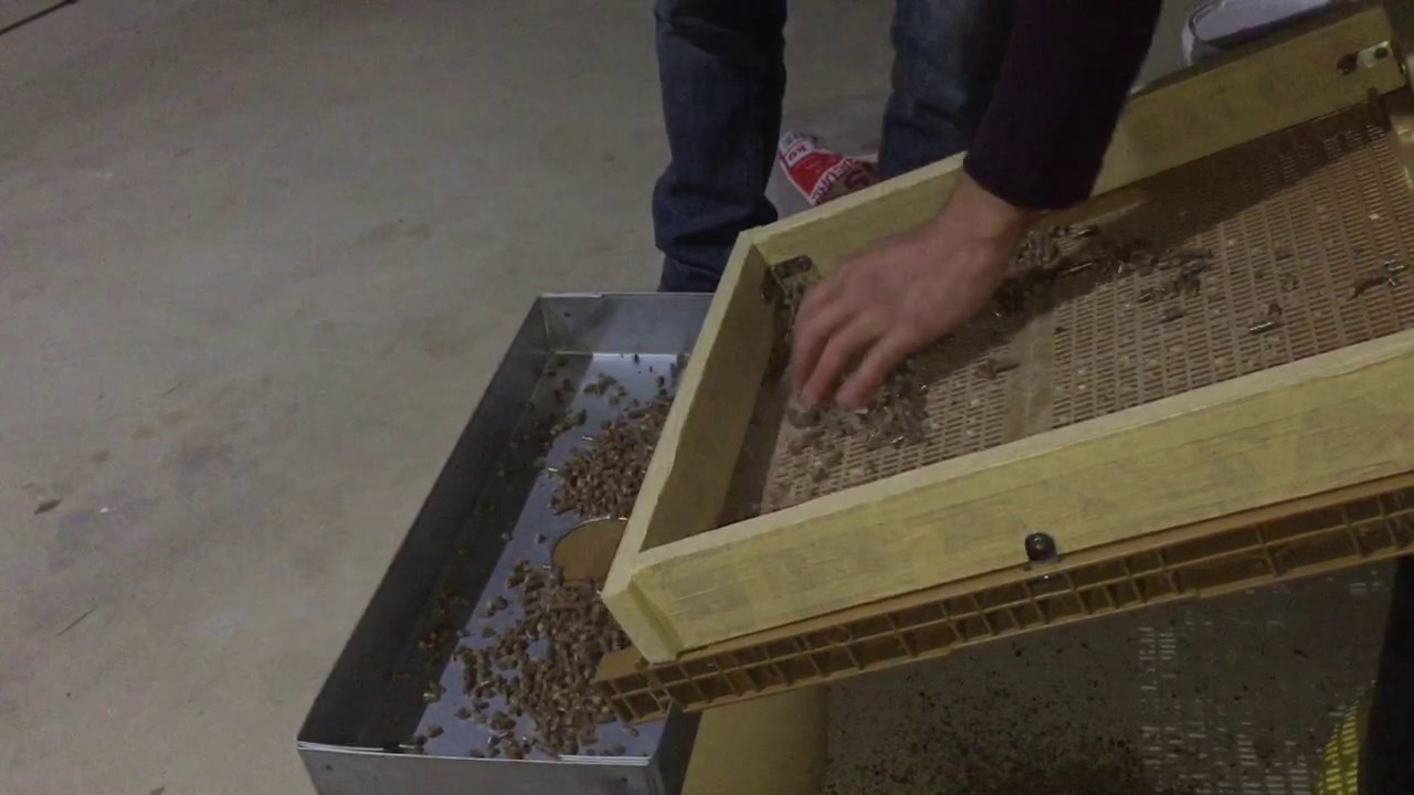 Enlever la poussière des granulés