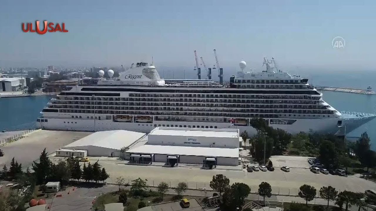 Yüzen oteller Antalya'da