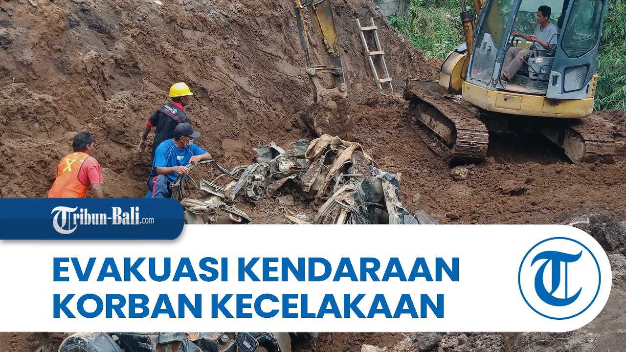 Proses Evakuasi Kendaraan Korban Kecelakaan di Jalan Erlangga Bangli Terkendala Tanah Labil