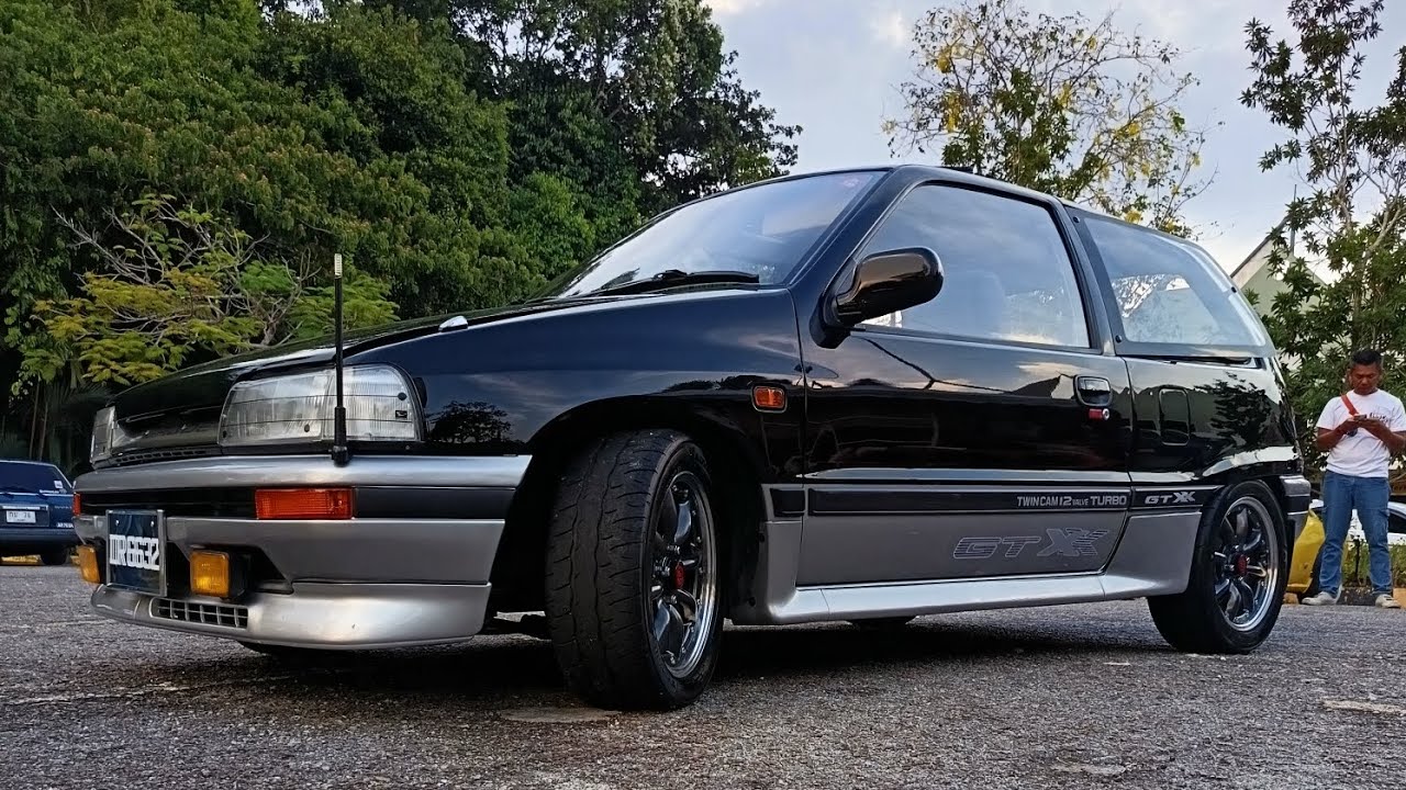 Fully Restored Daihatsu Charade GTT