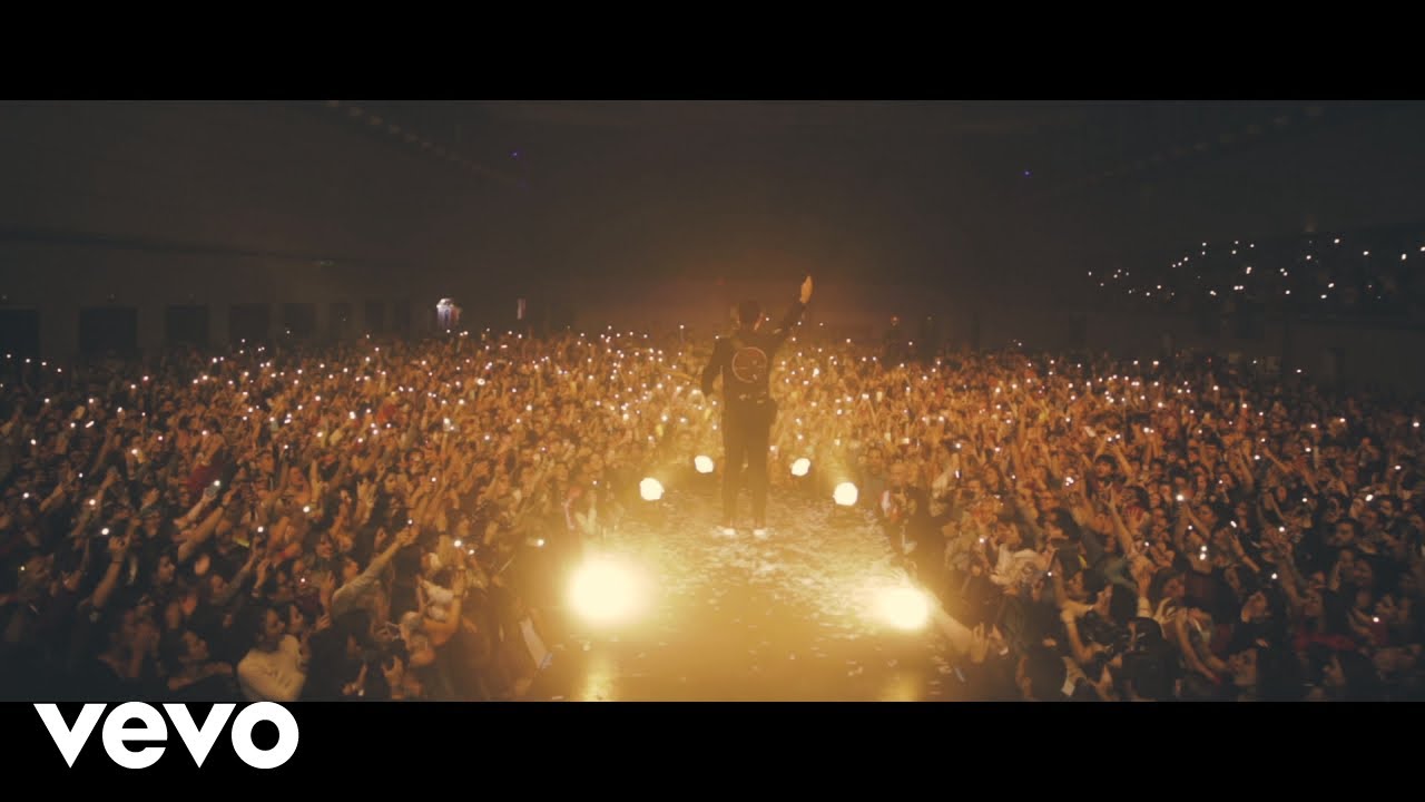 Que Nos Sigan Las Luces (1016 En Directo: Fin De Gira En El Sant Jordi Club 2019)