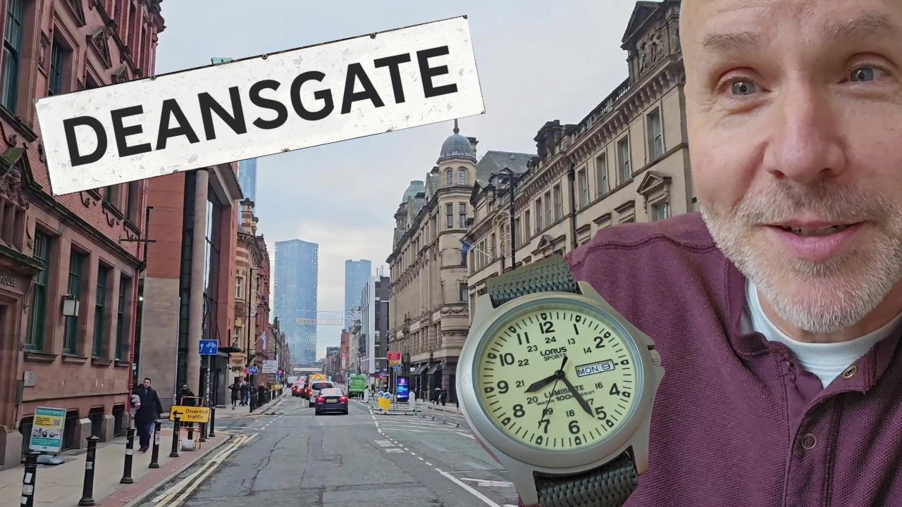 Walking Down Manchester's Deansgate Road With a Seiko/Lorus With An Amazing After-Dark Party Trick!