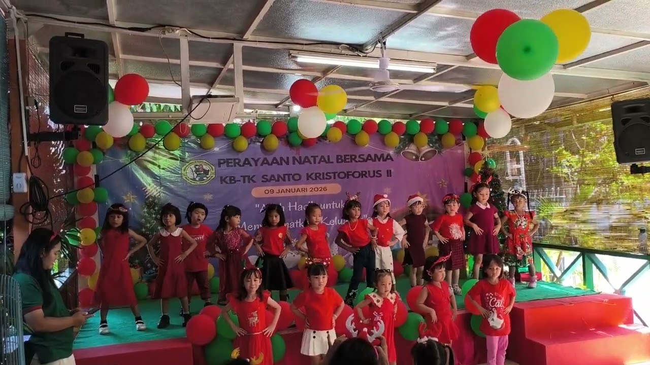 Dance performace tk b kristoforus 2