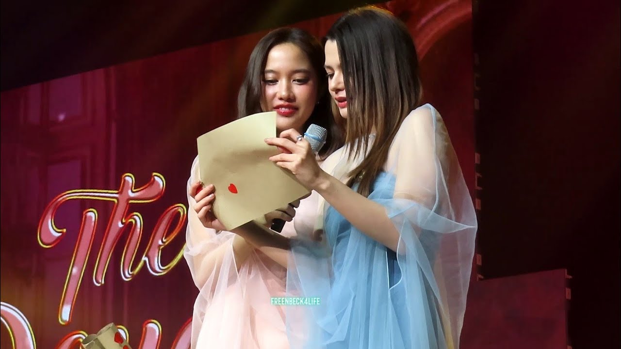FreenBecky read fans letters in the cutest way🤗 | The Royal Coronation Fanmeeting in Manila 20250209