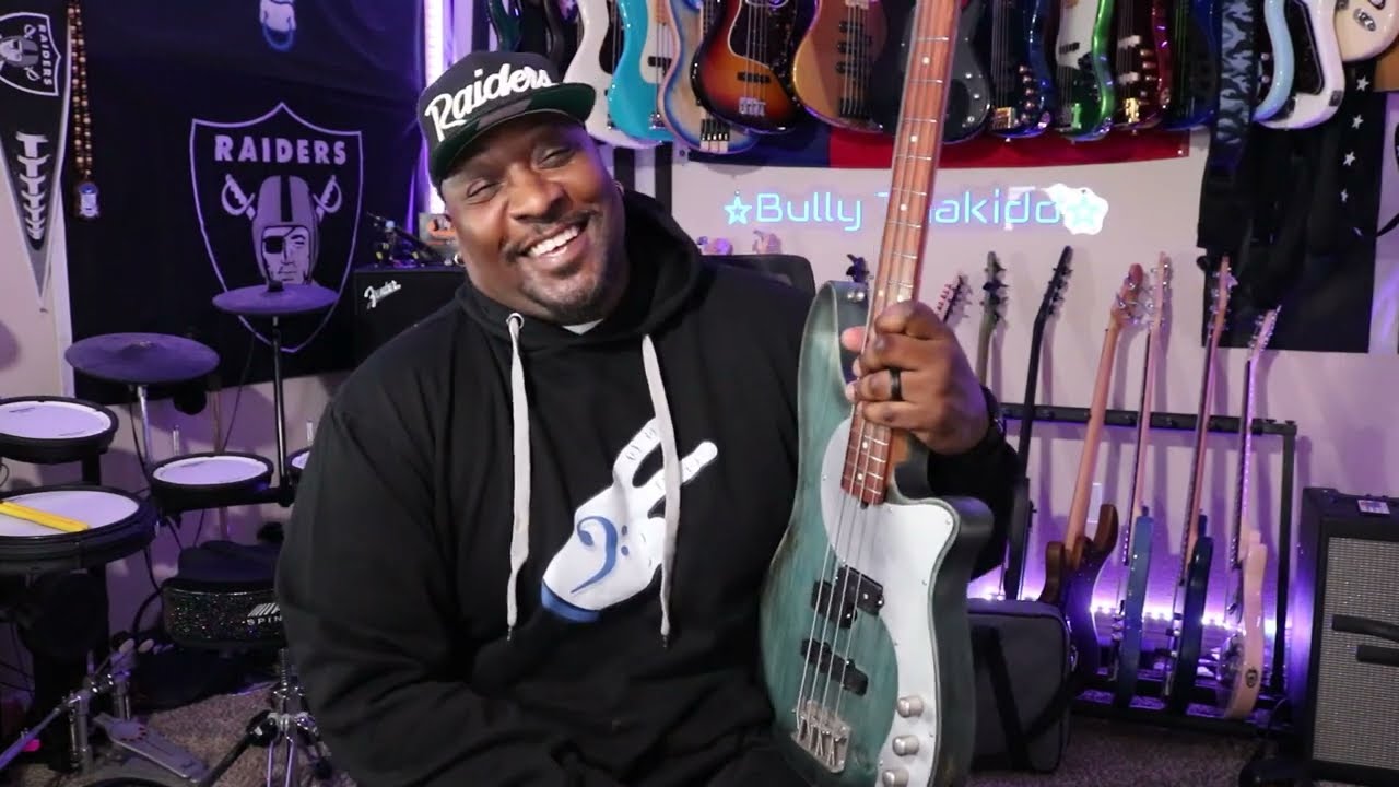 Offbeat Guitars:  Roxanne PJ Demo