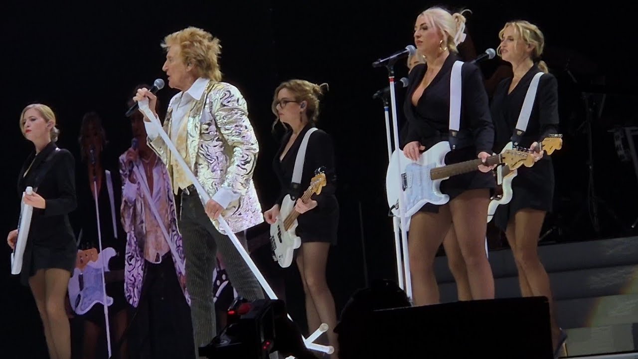 Rod Stewart: Addicted to Love (Opening) | Live in Berlin, Uber Arena, 15.6.2024