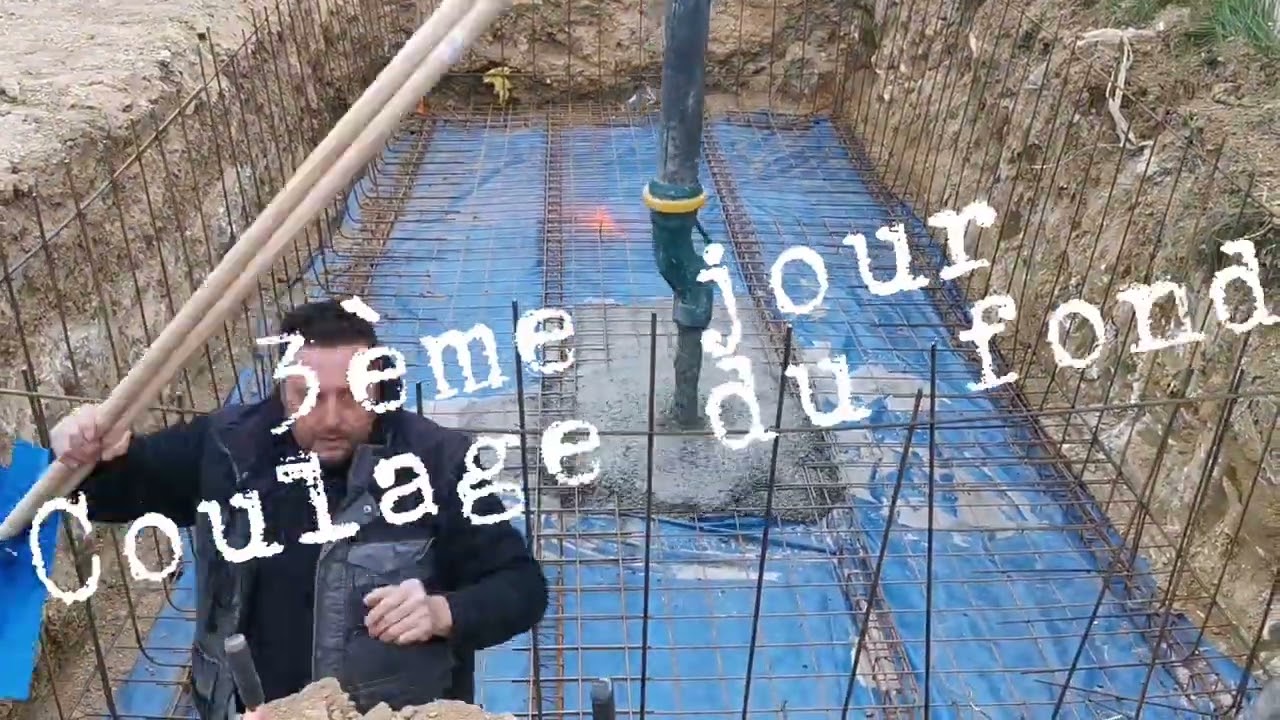construction d'une piscine: 1er épisode terrassement et coulage de la dalle.