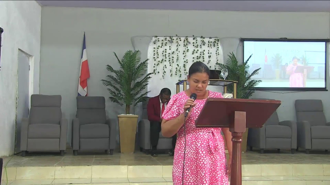 Tiempo de oración en la Iglesia Pentecostal Alpha & Omega.Casa de Dios. Santiago, Rep.Dom