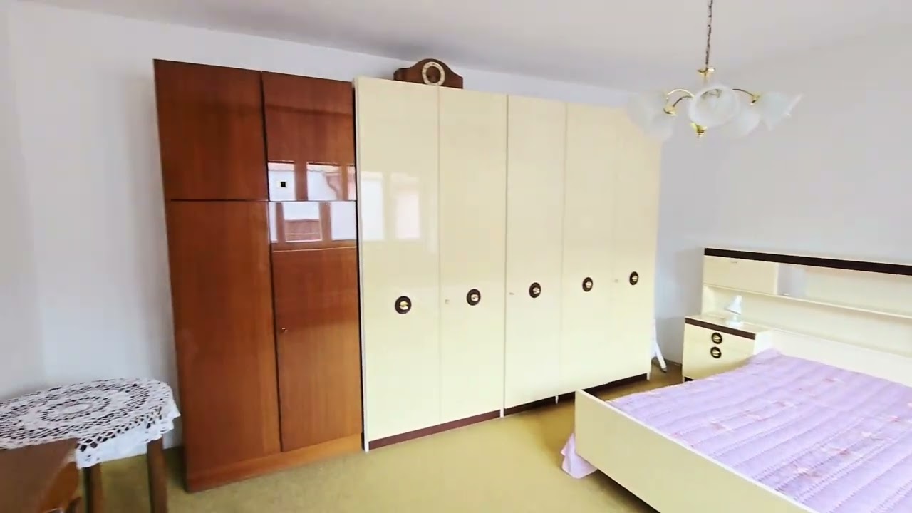 2042 Kalladorf - Gepflegtes Wohnhaus mit Garten, Innenhof, Nebengebäude & Garage