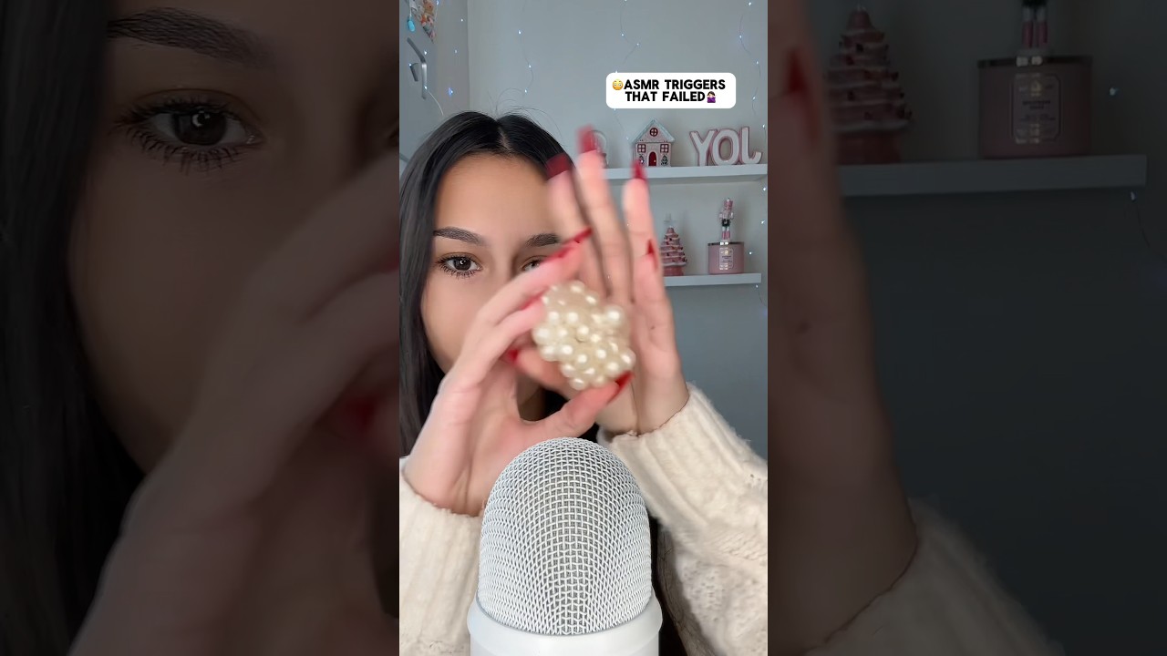 NEW VIDEO HERE 👆🏻 #asmr #asmrtriggers #shorts