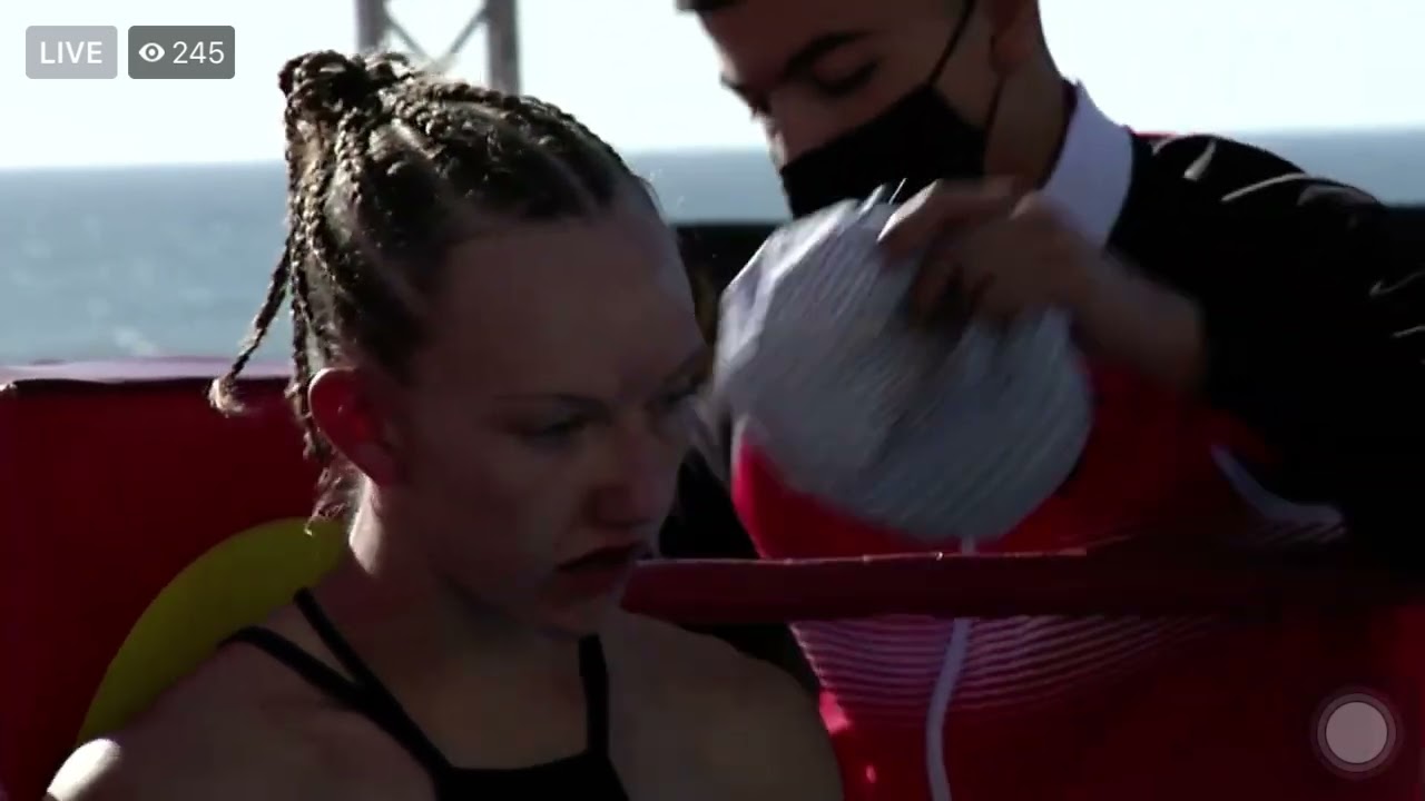 KENDRA LINN  FIGHTS MUAY THAI IN MEXICO