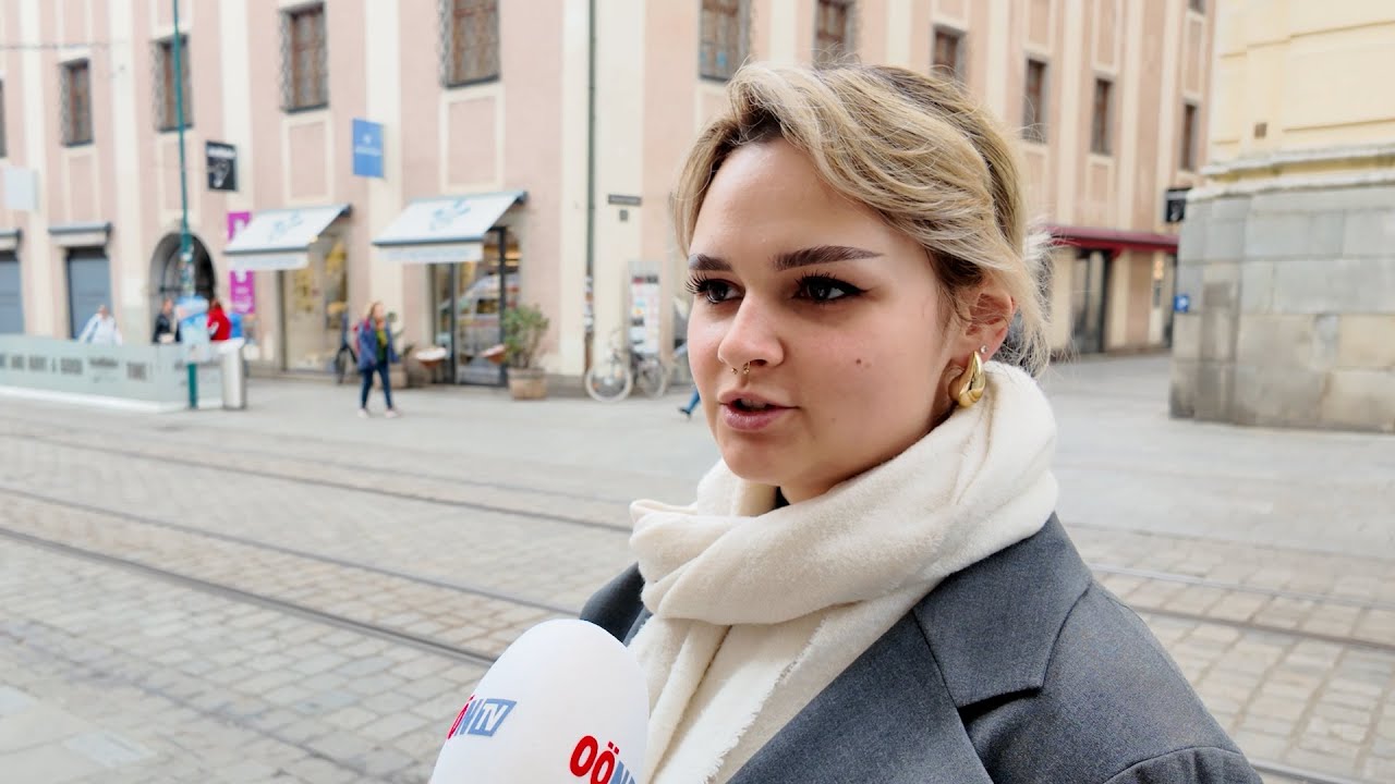 Umfrage: Wehrpflicht für Frauen in Österreich?