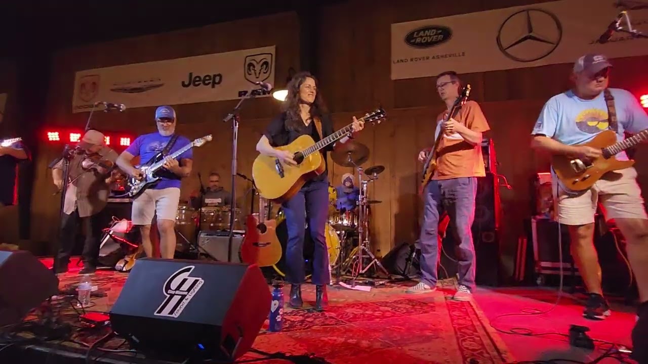 Snakehandler - Jupiter Coyote with Beth Wood and Ponchito