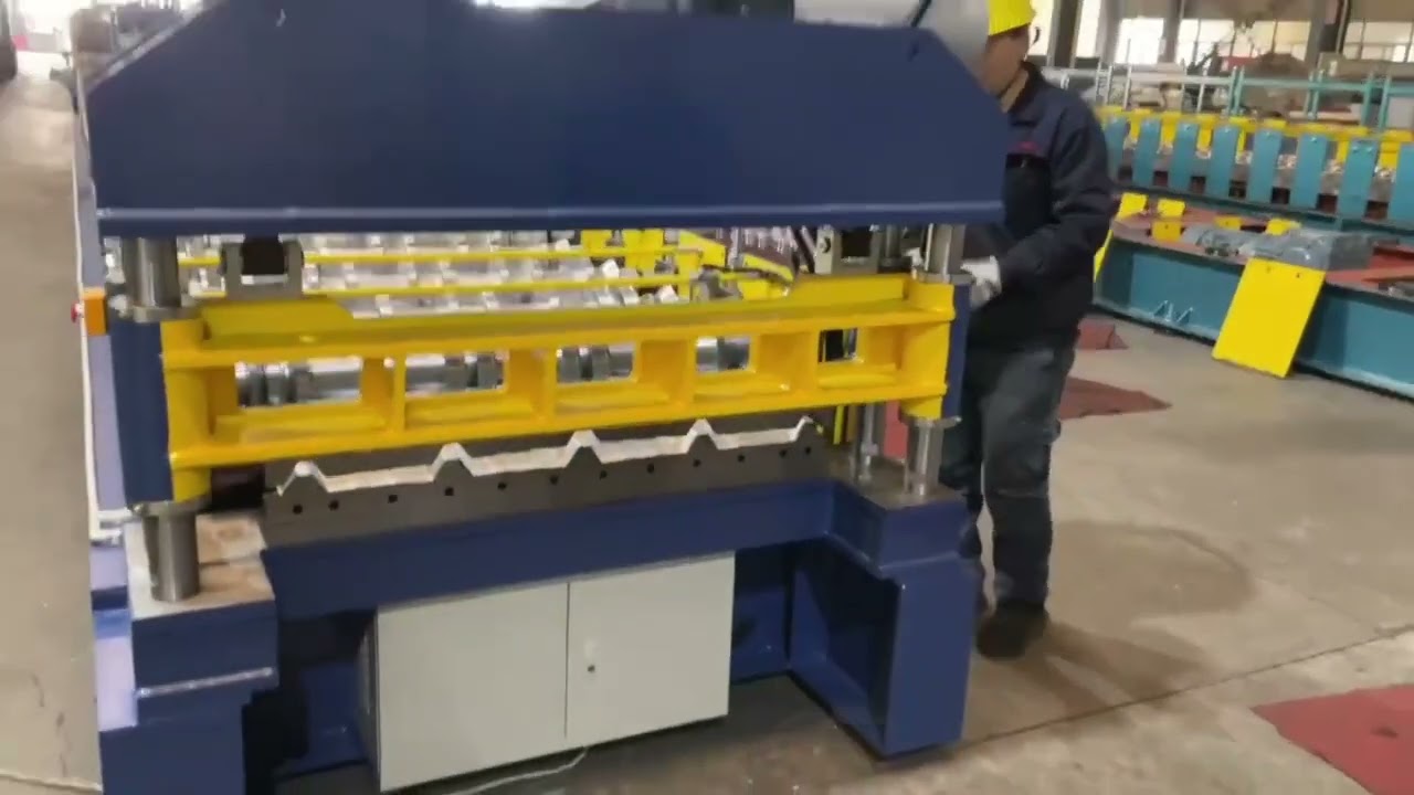 Trapezoidal profile roll forming machine