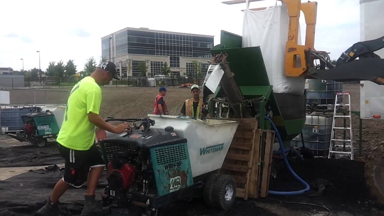 Rubber running track construction