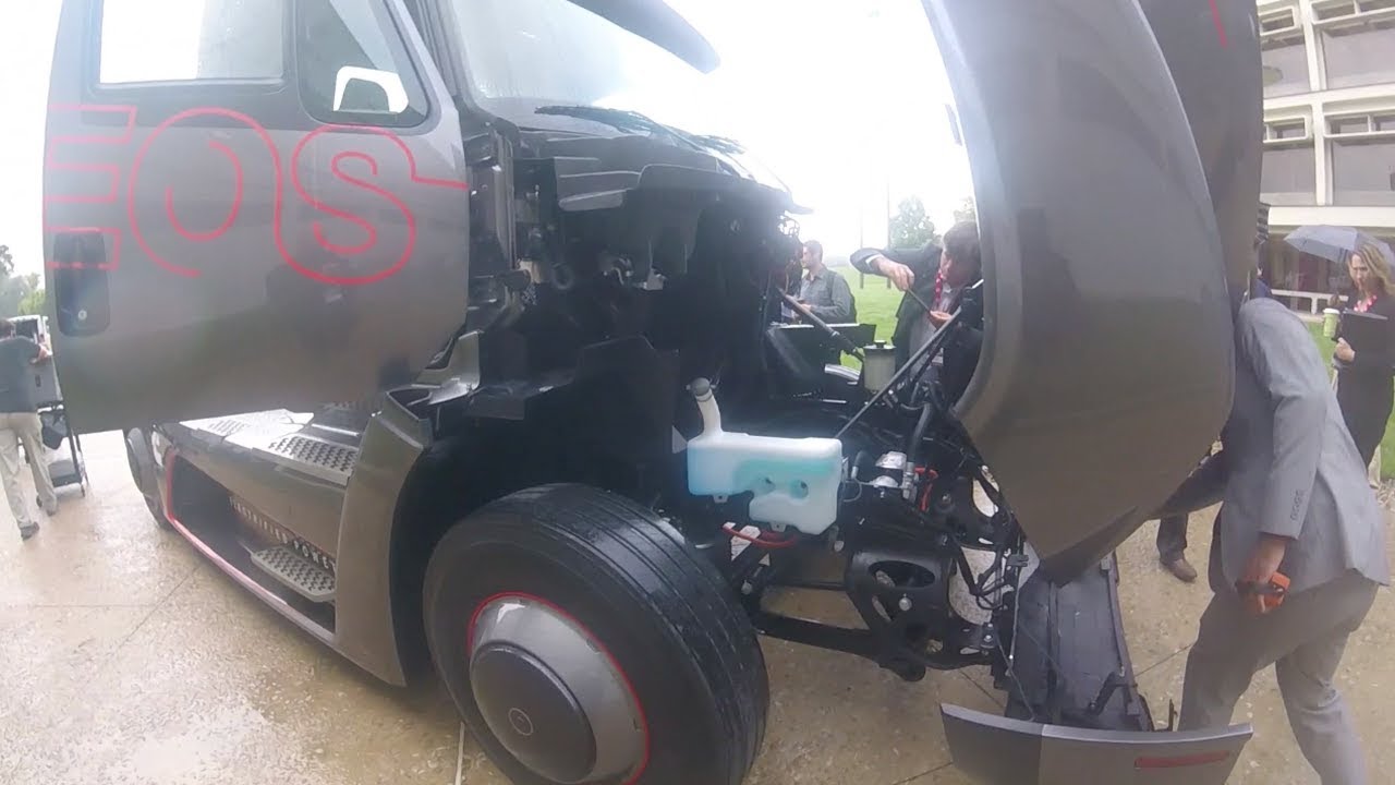 Inside an electric heavy-duty truck: Cummins Class 7 Concept Truck