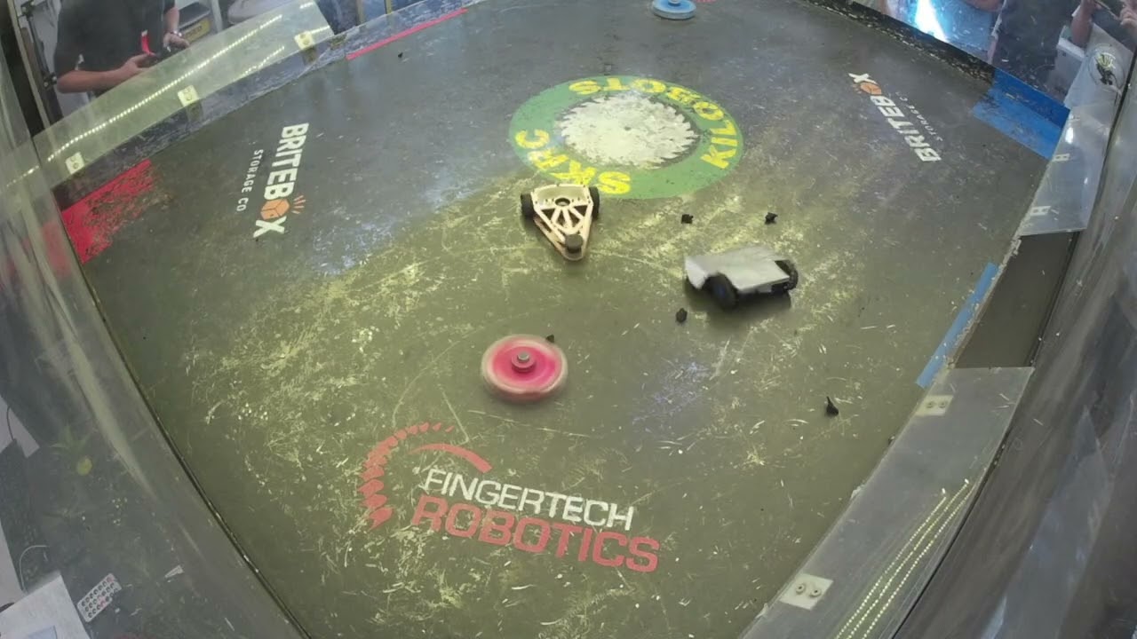 Ground Plane vs. That One [Antweight Masters] - Kilobots 60 @ FingerTech HQ