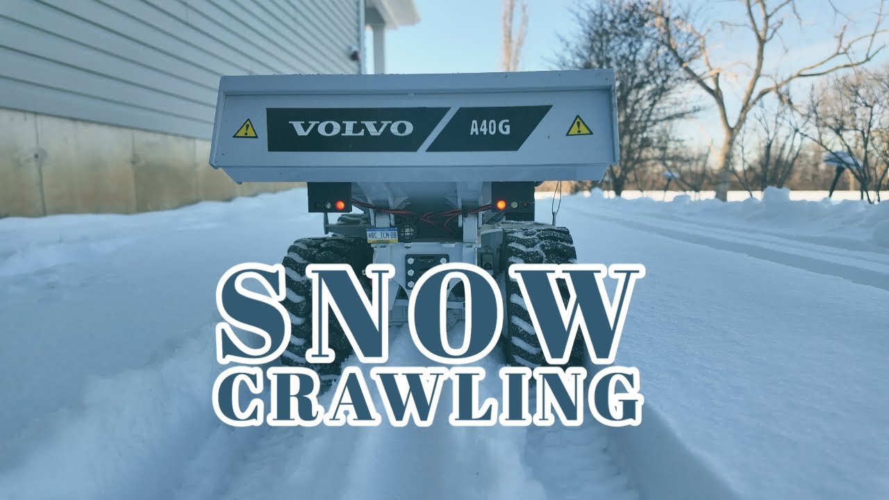 Volvo A40G snow crawling