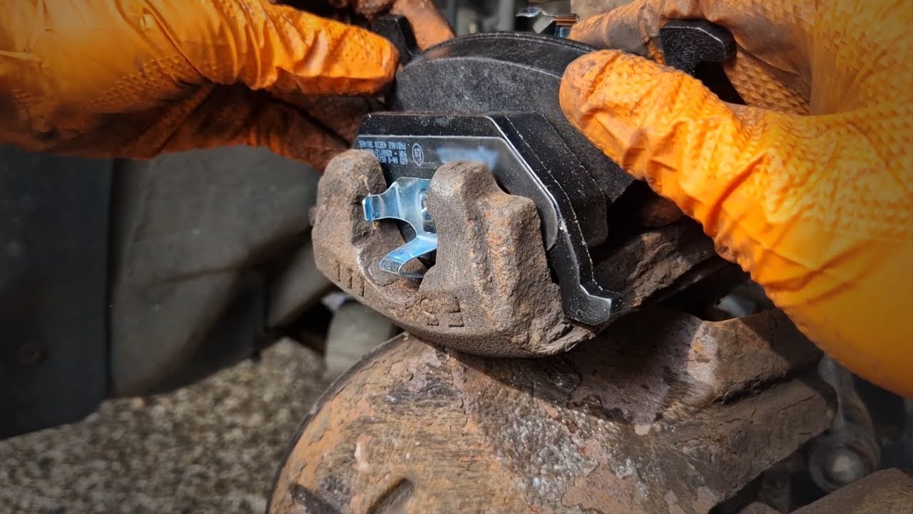 How to Replace Front Brake Discs and Pads on a VW Fox 2010 | DIY Step-by-Step Guide