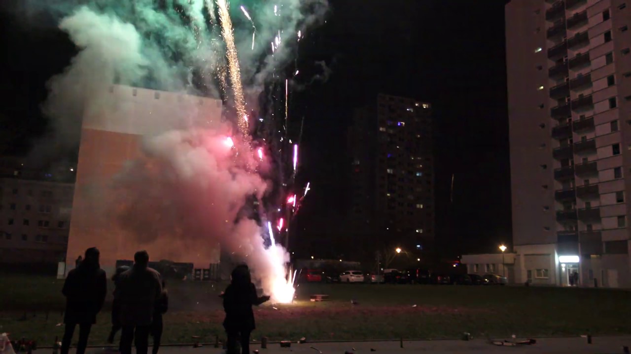 Silvester auf Neujahr in Halle-Neustadt 2019 / 2020