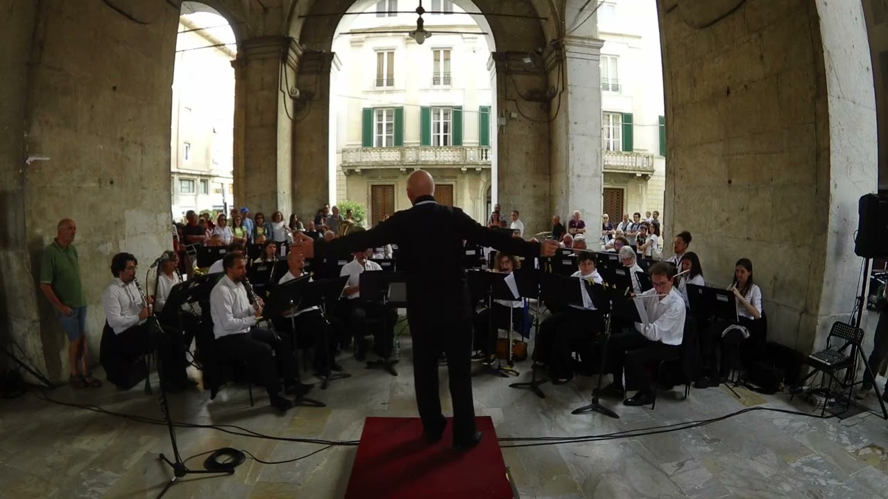05    Sul Bel Danubio Blu    Johann Strauss Jr