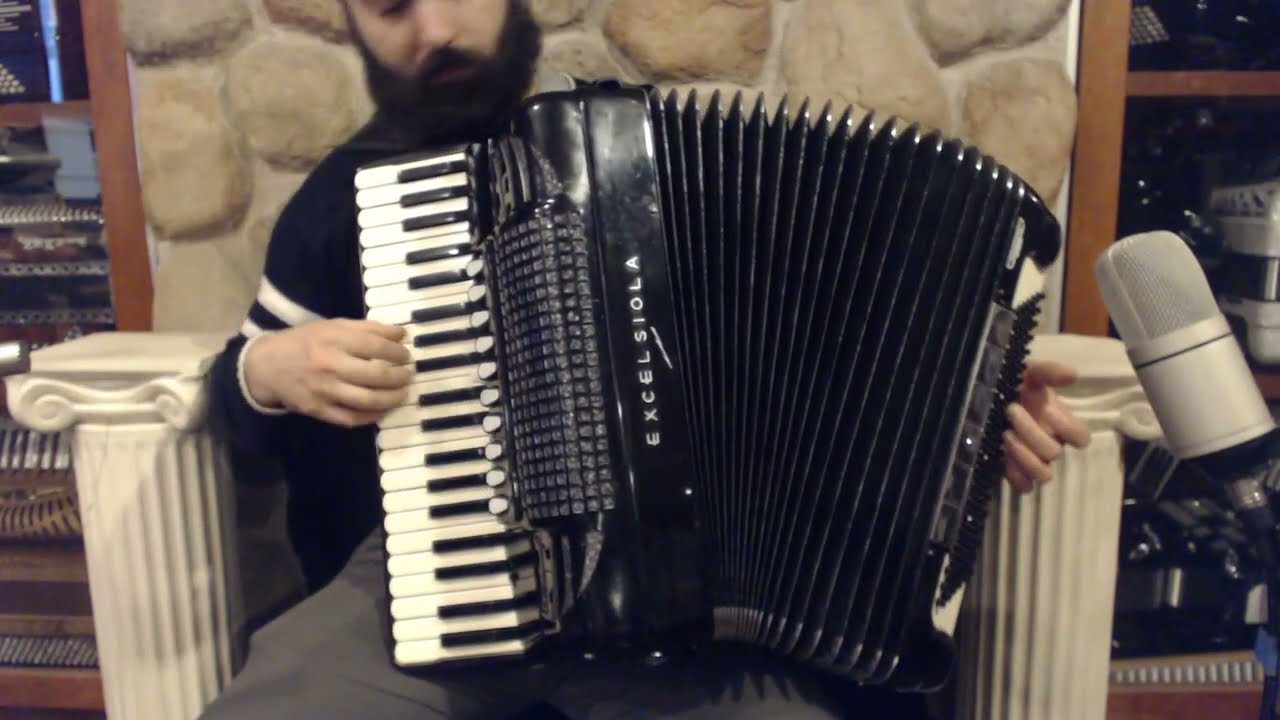 4965 - Black Excelsior Excelsiola 740 Magnante Model Piano Accordion LMMH 41 120 $2999