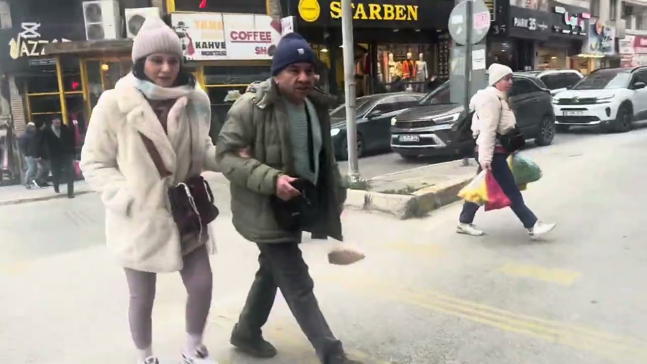 Bir Orada Bir Burada.