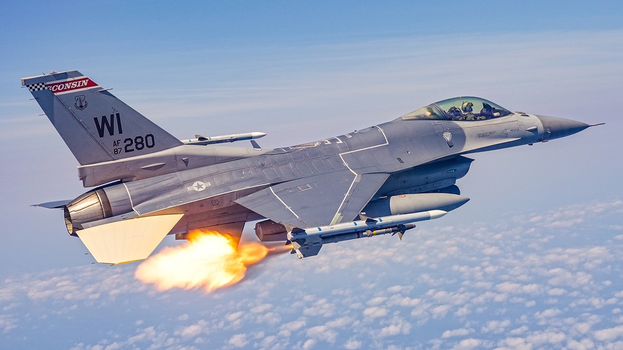 Shooting Missiles At Combat Archer