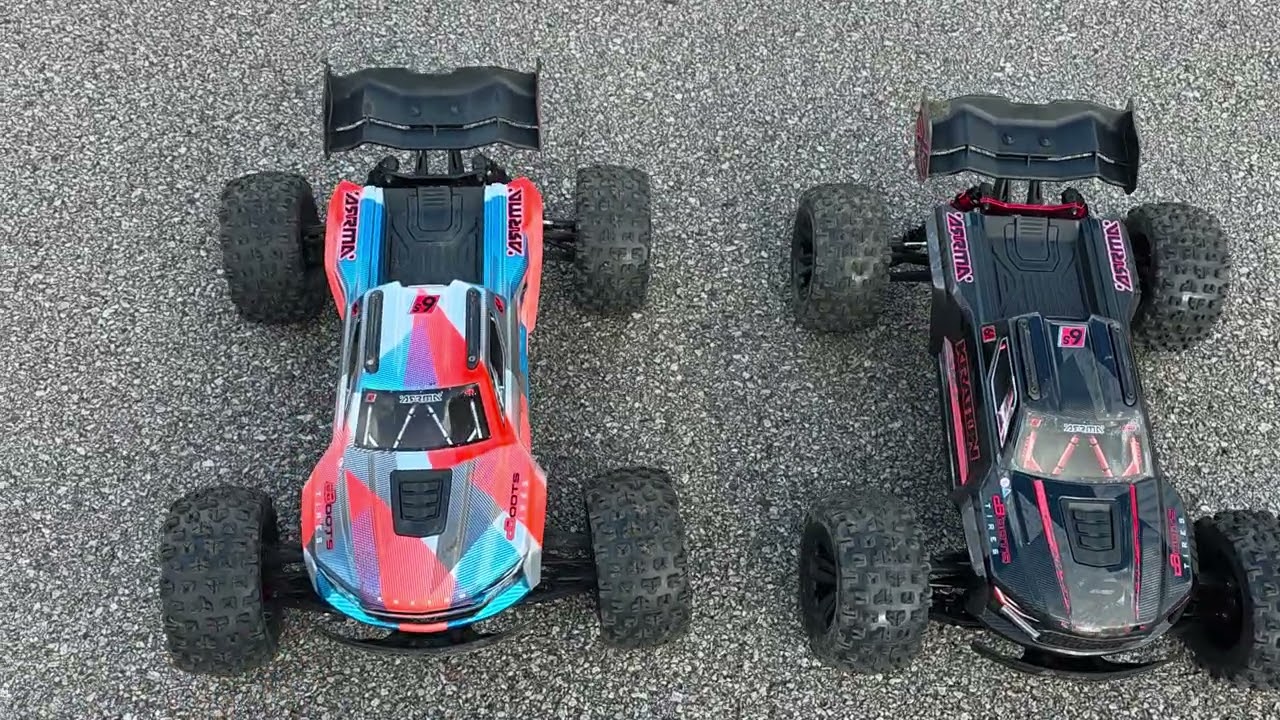Arrma Kraton 6s EXB RTR V2 VS Kraton 6s BLX V6!!!