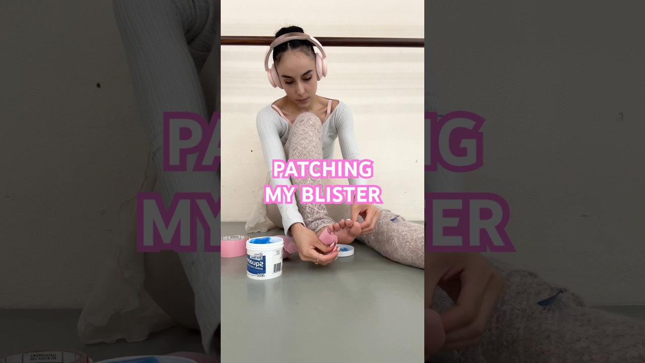 PATCHING MY BLISTER #ballerina#blister#ballet#asmr#pointeshoes#dancer#dance#reality#balletcore