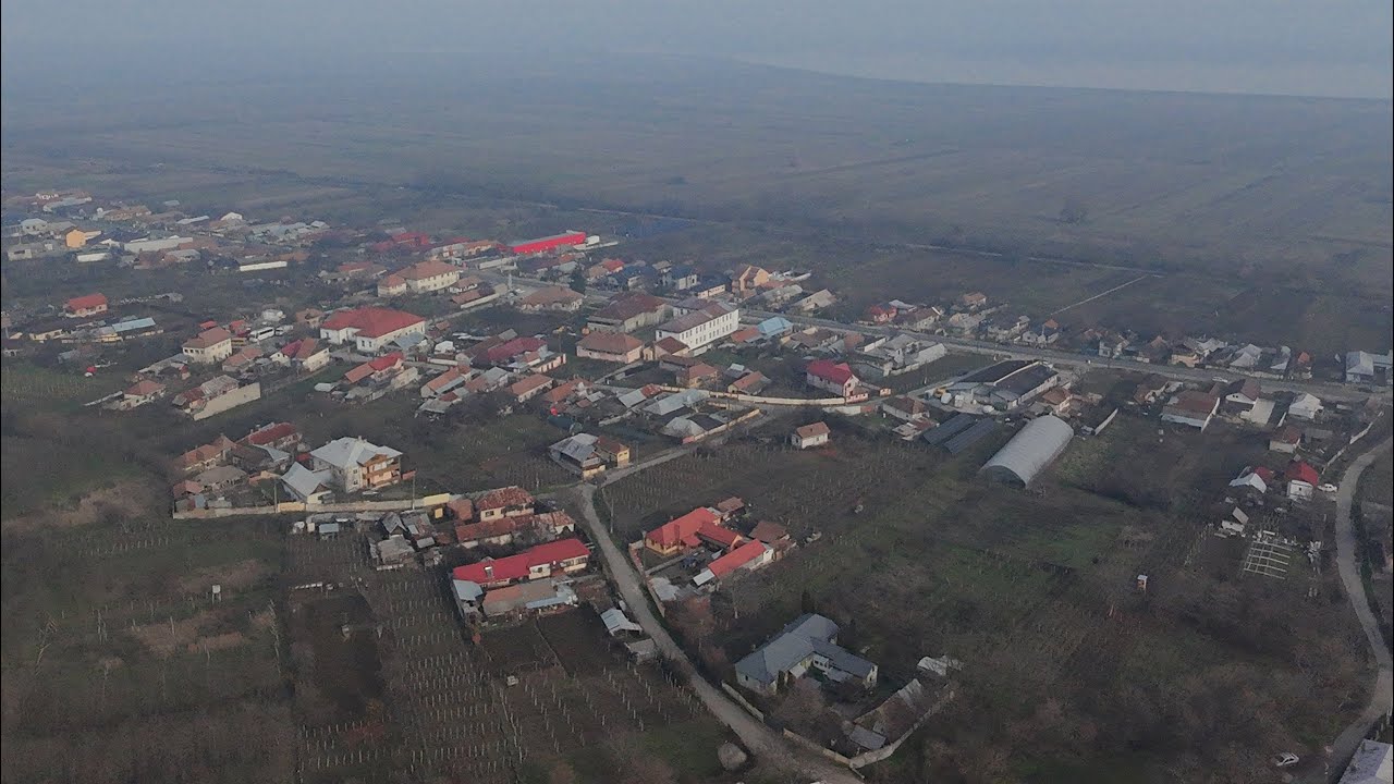 Flying over the wine shire - Prundeni, Valcea