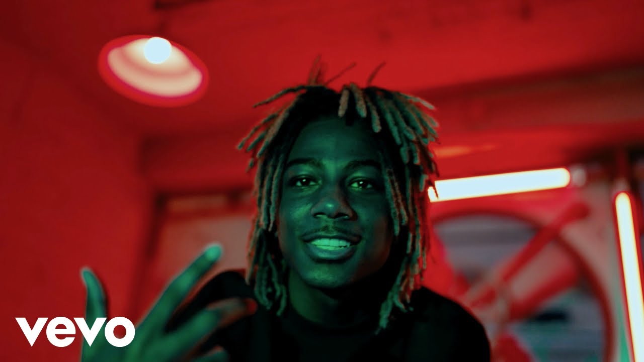 FinEsseMo - Gotham City (Official Video)