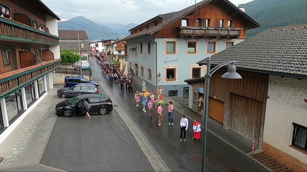 2022.06.16  Fronleichnam-Prozession - Trins