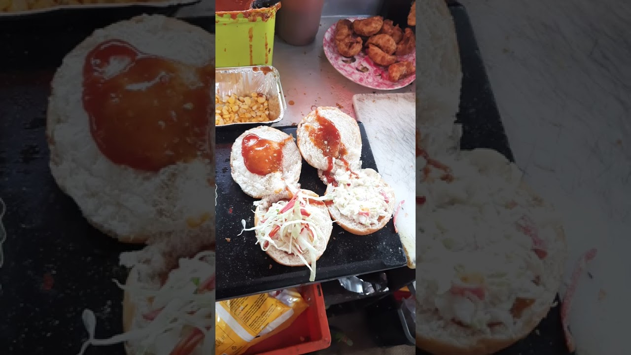 Bakshi food corner Sidhu jammu Nanak Nagar khalsa chowk.Creamy ..Burger