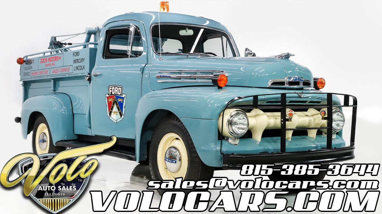 Эвакуатор Ford F3 1951 года продаётся в Volo Auto Museum (V20734)