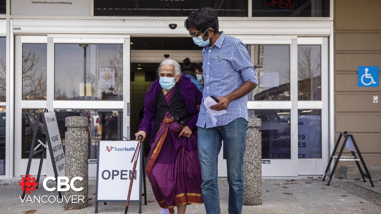 What you need to know about B.C.'s COVID 19 vaccine booking issues