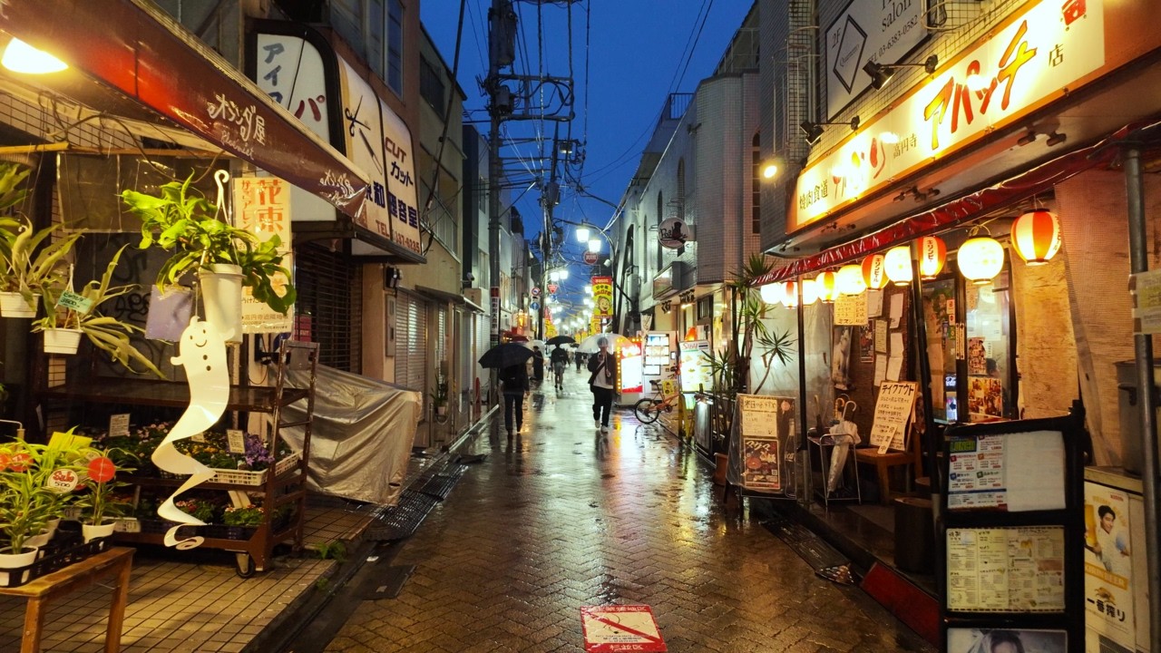 雨の夜の高円寺を散歩【4K東京街歩き】Japan Tokyo 4K rainy walking tour/Koenji