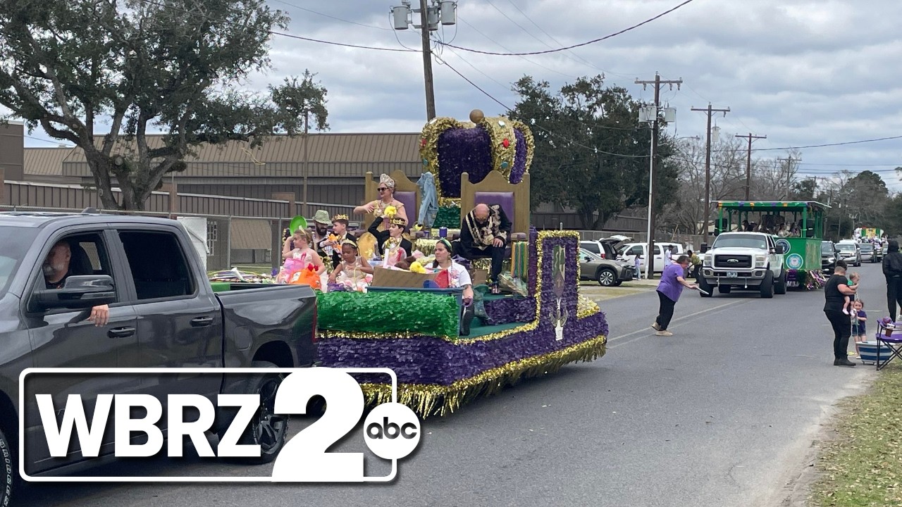 Парад Марди Гра в Франклине прошёл по городу.