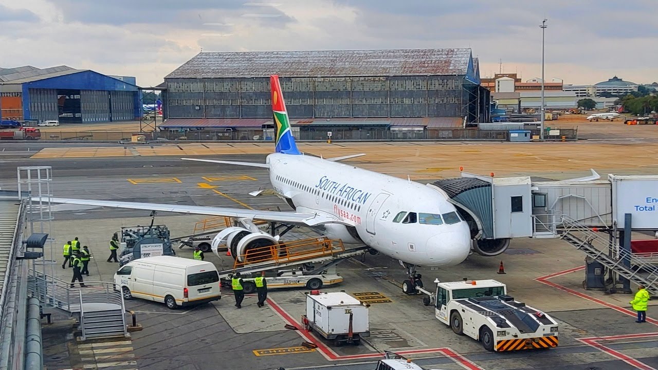 South African Airways A319-100 Johannesburg (JNB) To Cape Town (CPT) 