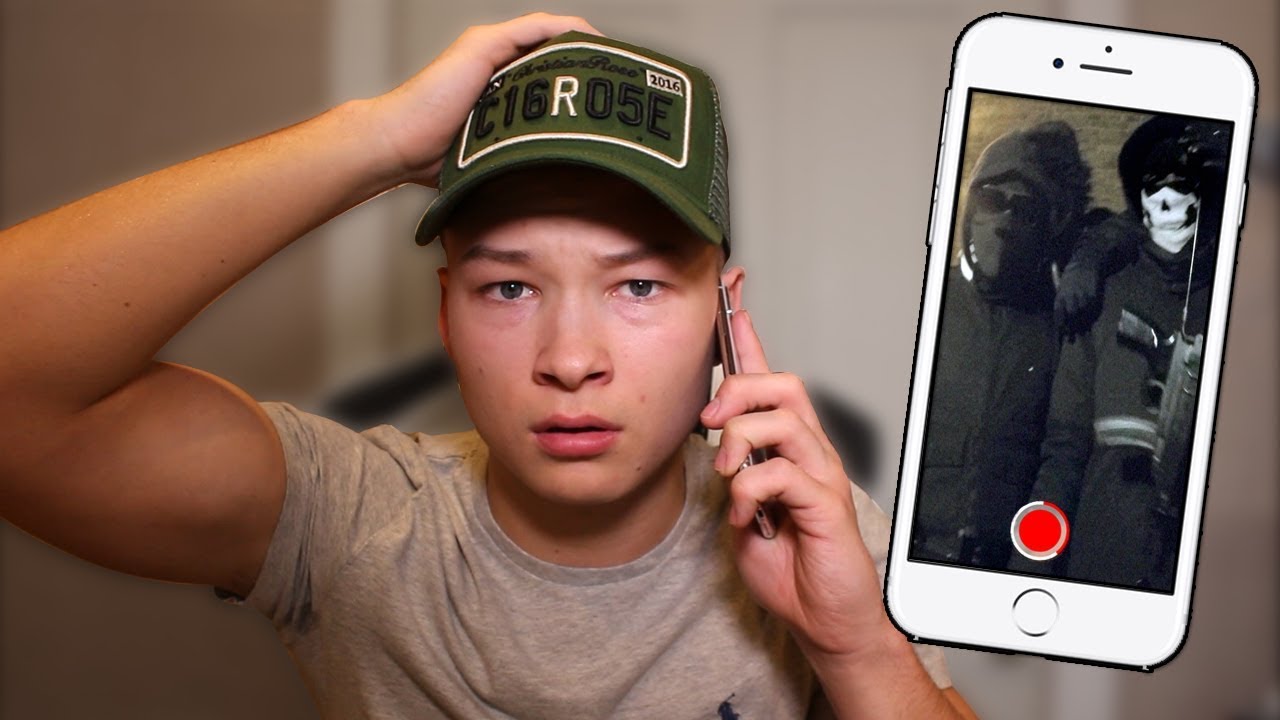 MY FRIEND GOT ROBBED?! [STORY TIME]