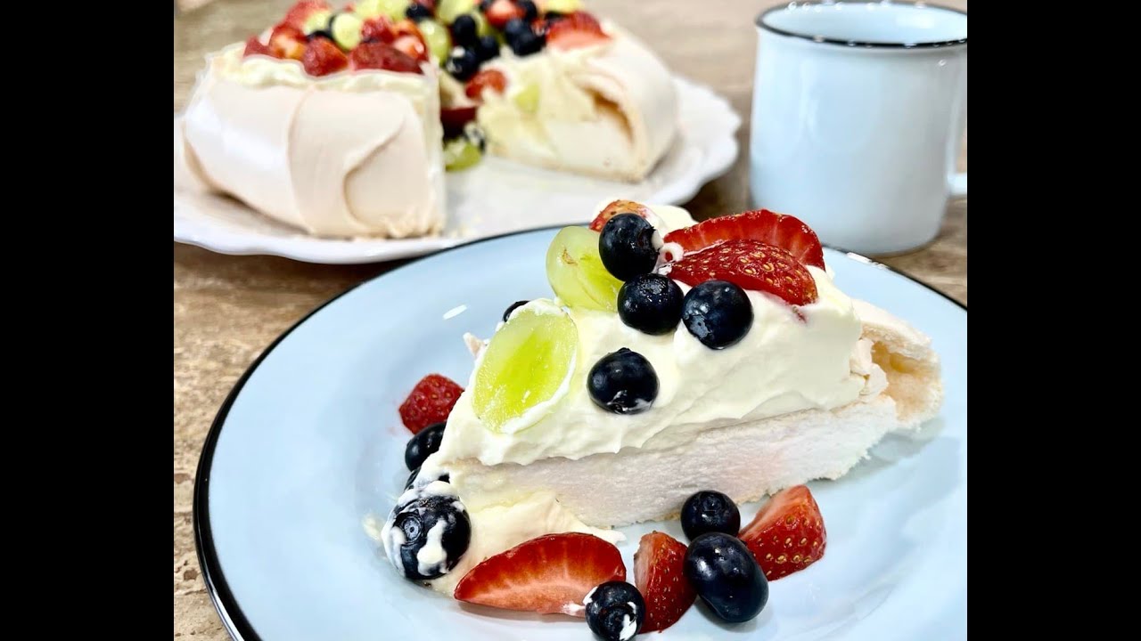 Thermomixing Pavlova.