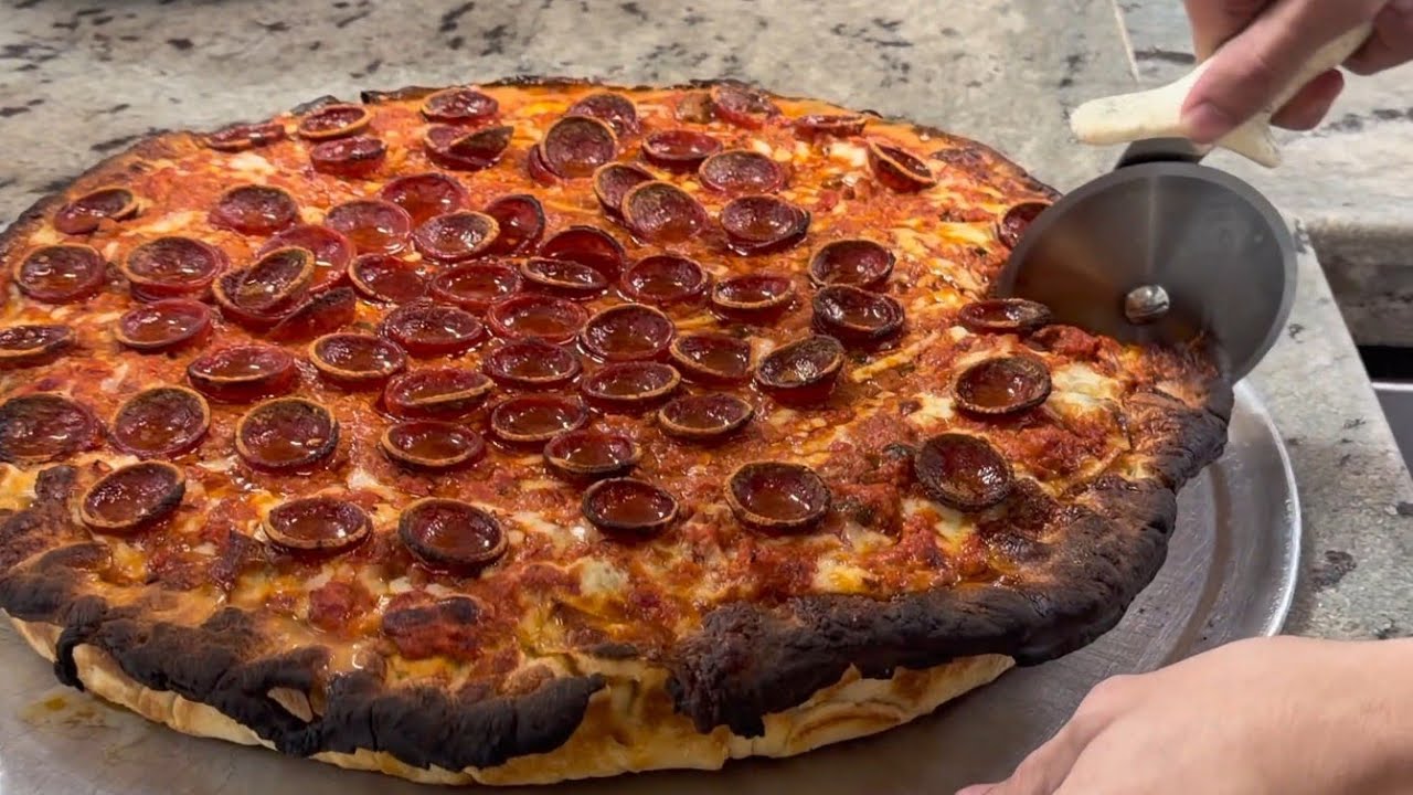 Chicago Bears Deep Dish Pizza Spesh